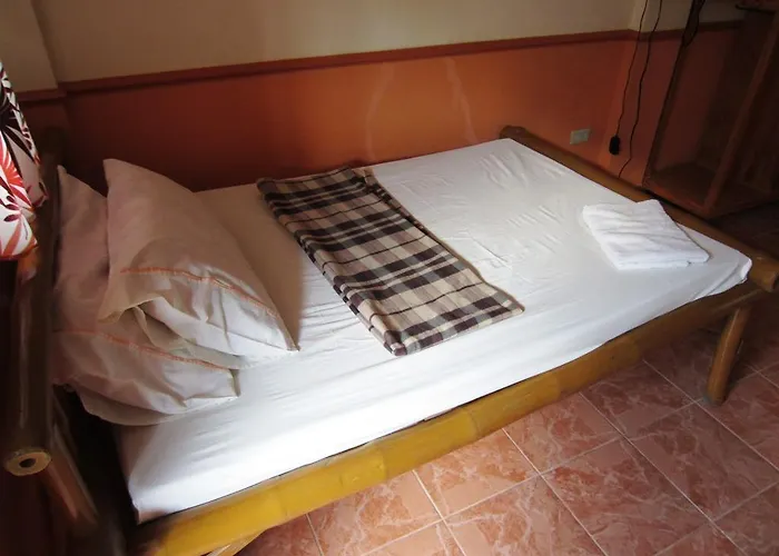 Hotel Yooneek 2*